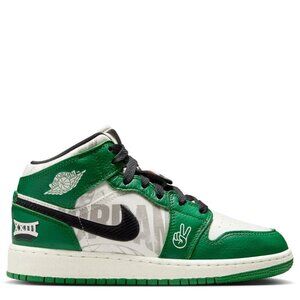 Air Jordan 1 mid se pine green sail black
